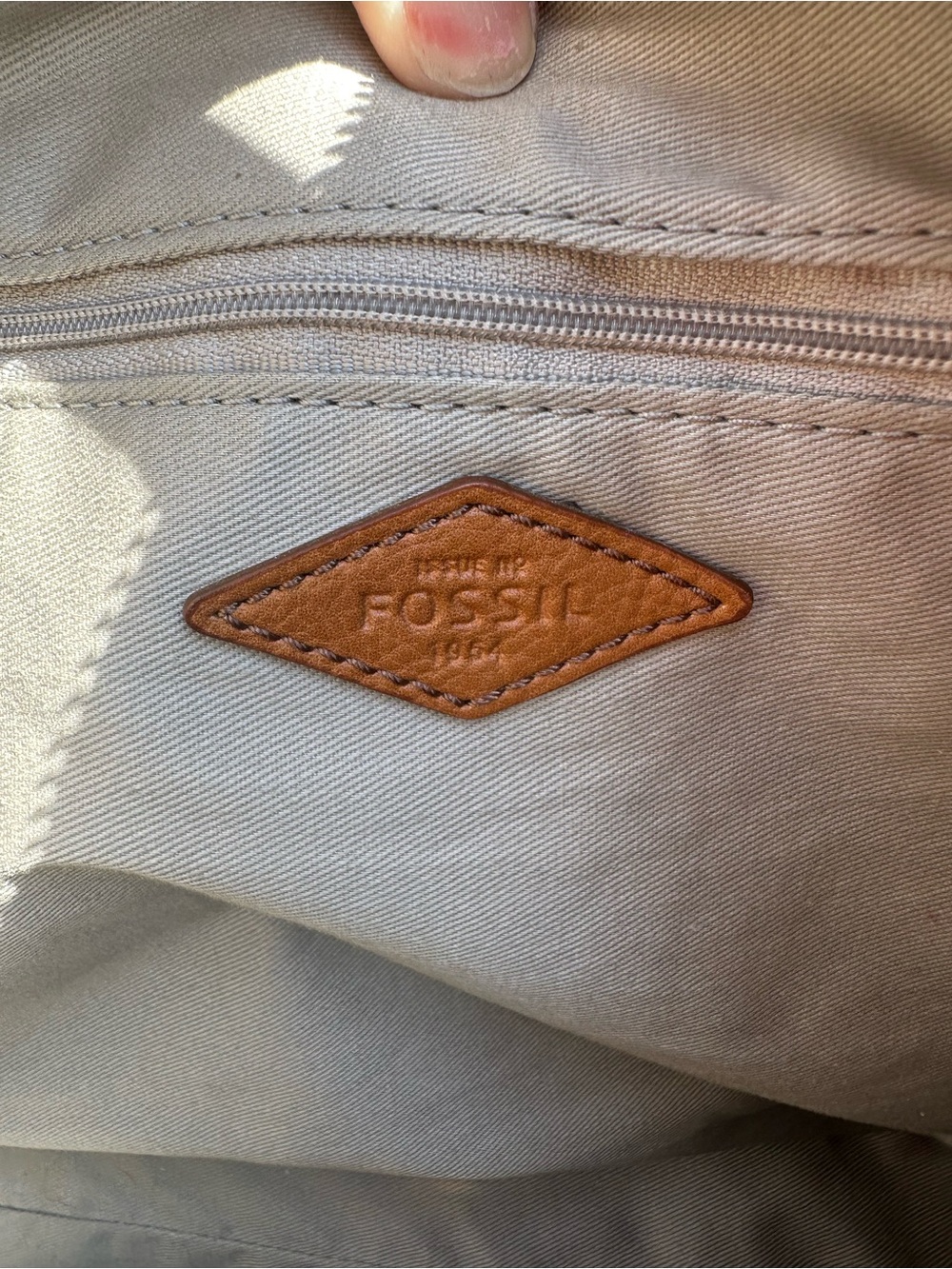 Fossil Leah Blue Floral Tote Bag Double Leather Straps Coated Canvas 15” x 12” - Picture 7 of 15